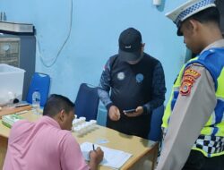 PENGECEKAN URINE TERHADAP SUPIR ANGKUTAN UMUM MENJELANG MUDIK LEBARAN 2024 . 