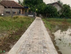 Warga Desa Bojongcae Ucapkan Terimakasih Atas di Bangunnya Jalan Paving Block