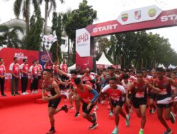 Kolonel Kav Eko Agus Nugroho, Melepas Para Peserta Fun Run 5K Dalam Rangka HUT Ke-74 Kodam I/Bukit Barisan