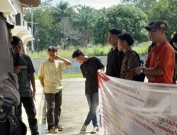 Bentrok Mahasiswa PB-FPP dengan Pihak Keamanan di Depan Kantor PMD Paluta