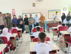 Presiden Sapa Generasi Emas Melalui Program Makan Gratis di Medan Timur.