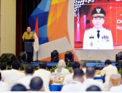 Rapat Kerja Bank Sumut 2025, Pj Gubernur Agus Fatoni Harapkan Terus Tumbuh Jadi BUMD Terbesar di Indonesia.