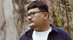 Nuh Tuangkan Cerita Nyata Cintanya Bersama Sang Istri dalam lagu “Simpan Dulu Rindu”