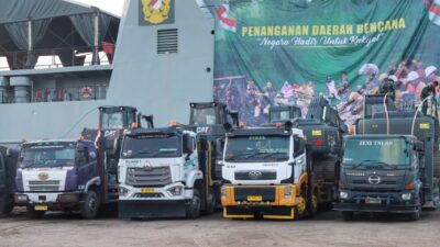 Pangdam I/BB Tinjau Kedatangan Bantuan Kasad untuk Korban Bencana Alam di Pelabuhan Belawan 