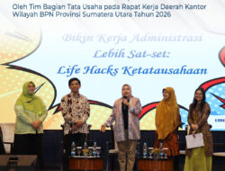 Kegiatan RADERDA Kantor Wilayah BPN Pemprovesu Tim Bagian Tata Usaha Menyampaikan Pemaparan Materi.