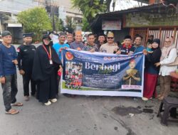 Media Forum Makassar Info Bersama Lurah Rappokalling Berbagi Takjil di Perempatan Jalan Sunu Kota Makassar
