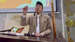 Kajian Tarawih di Masjid UI, Menteri Nusron Bicara Sanad Keilmuan dan Etika Kepemimpinan